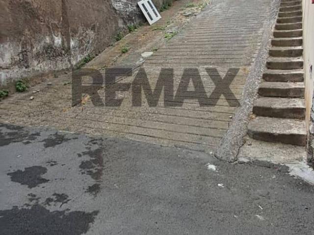 Box in vendita a Mascalucia, Sicilia
