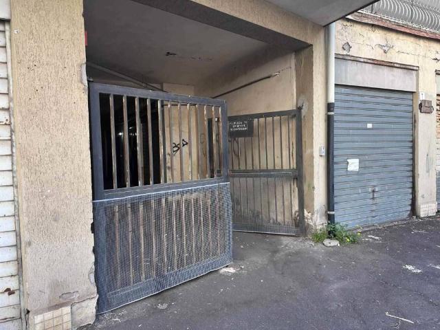 Box in vendita a Mascalucia, Catania
