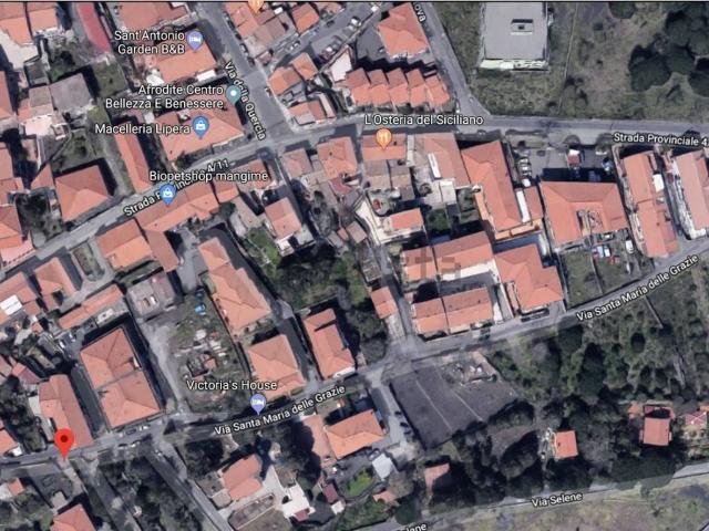 Box in vendita a Nicolosi, Sicilia