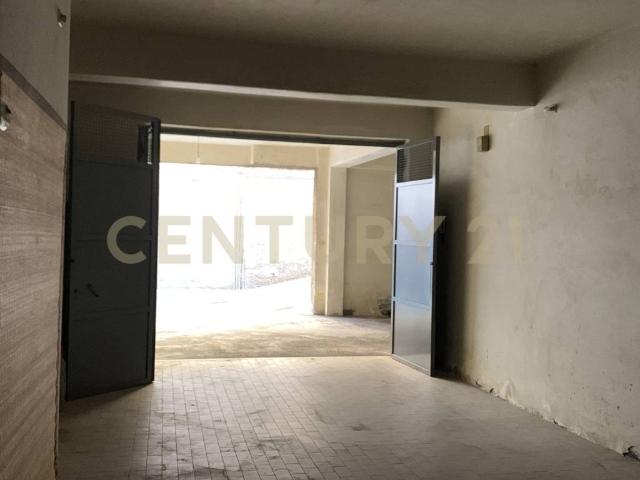 Box in vendita a Mascalucia, Sicilia