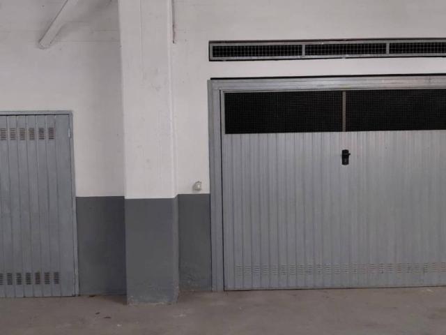 Box in vendita a San Carlo, Marina Di Massa