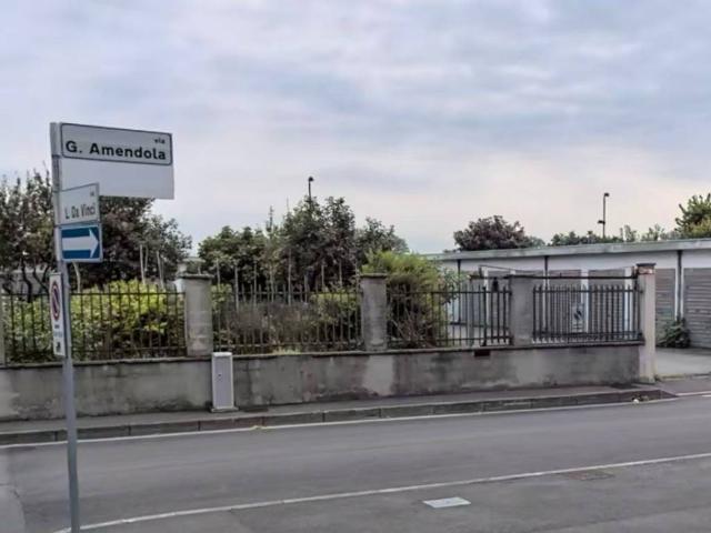 Box in vendita a Mediglia, Lombardia