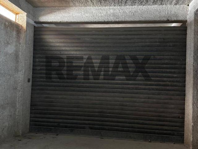 Box in vendita a Melilli, Sicilia
