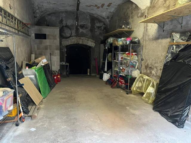 Box in vendita a Monte San Salvatore, Mentana