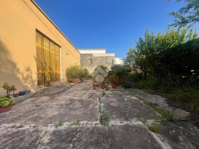 Box in vendita a Puglia, Brindisi