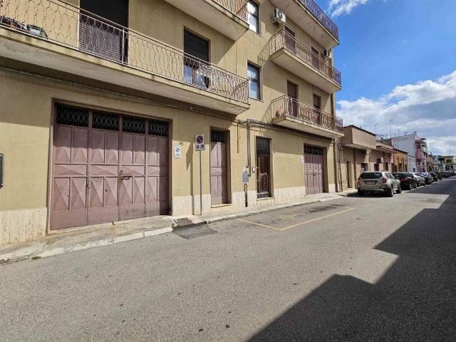 Box in vendita a Puglia, Brindisi