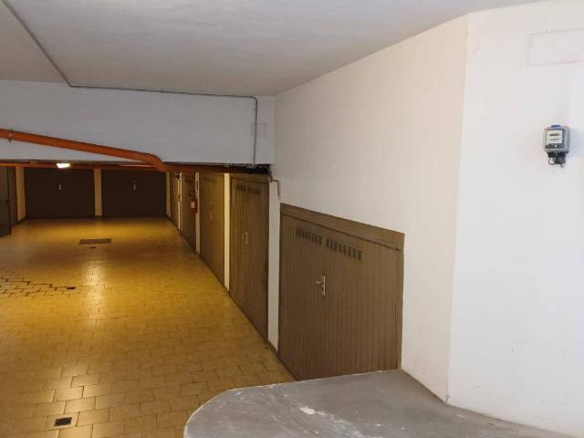 Box in vendita a Puglia, Brindisi