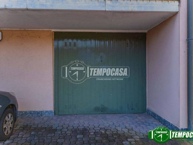 Box in vendita a Mesero, Lombardia
