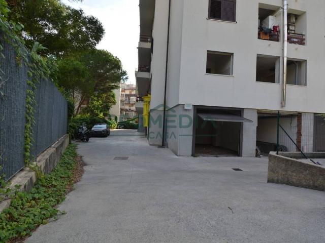 Box in vendita a Gravitelli, Messina