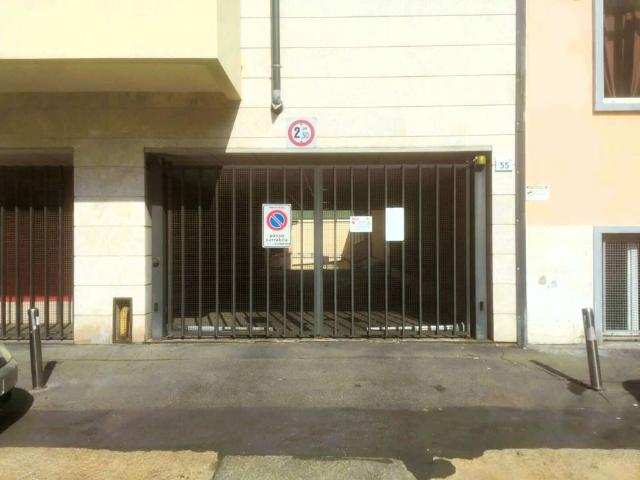 Box in vendita a Stadera, Milano