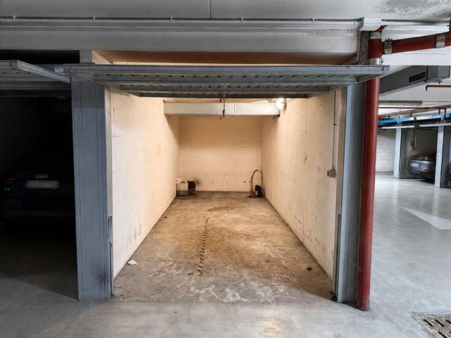 Box in vendita a Magenta - San Vittore, Milano