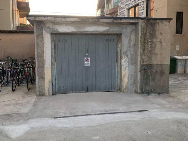 Box in vendita a Municipio 9, Milano