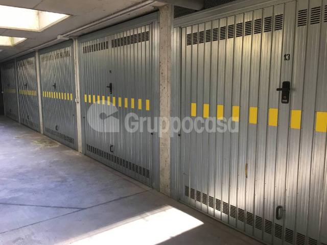 Box in vendita a Municipio 8 di Milano, Milano