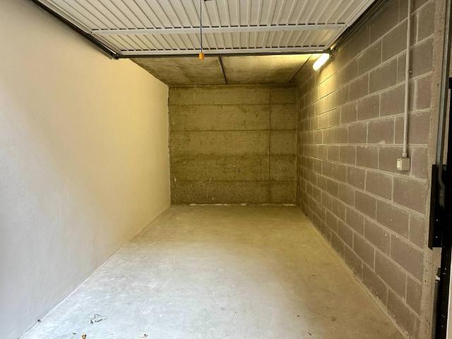 Box in vendita a Viale Monza, Milano