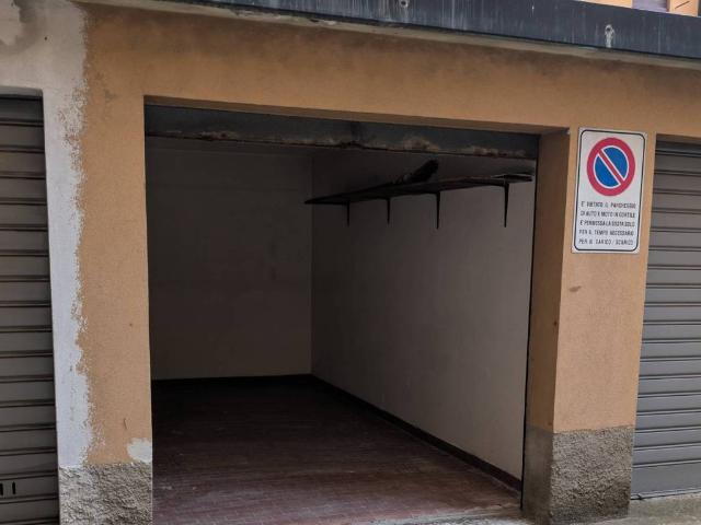 Box in vendita a Municipio 7, Milano