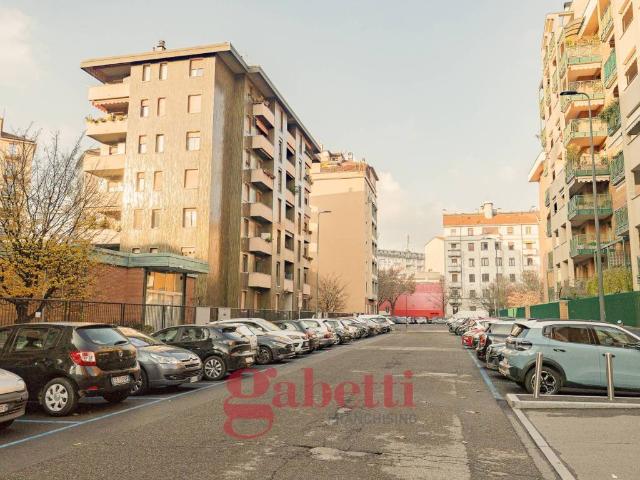 Box in vendita a Bande Nere, Milano