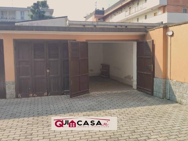 Box in vendita a Quarto Cagnino, Milano