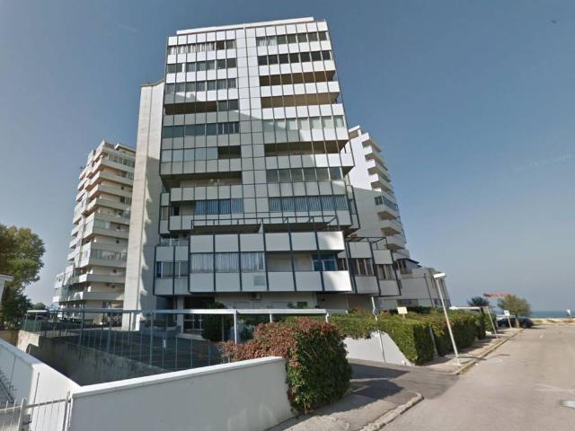 Box in vendita a Portoverde, Misano Adriatico