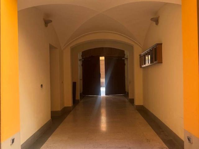 Box in vendita a Centro Storico, Modena