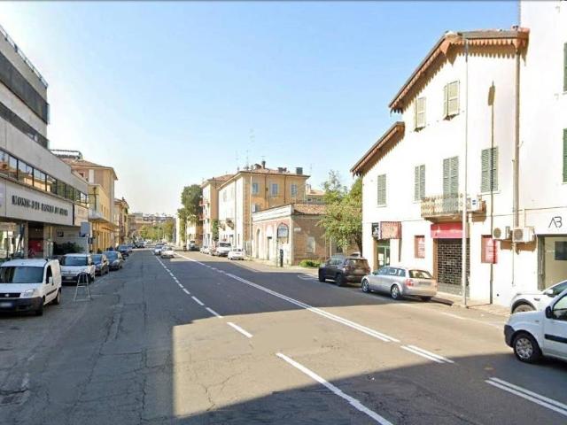 Box in vendita a Buon Pastore-Sant'Agnese-San Damaso, Modena