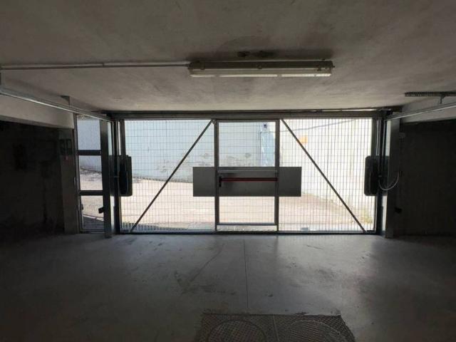 Box in vendita a Crocetta-San Lazzaro-Modena Est, Modena