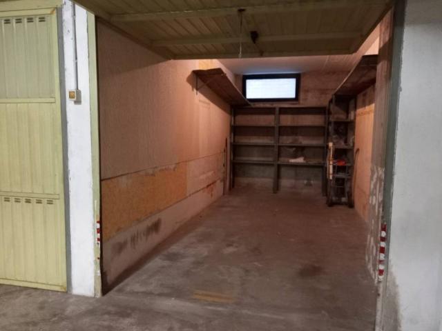 Box in vendita a Torrenova, Modena