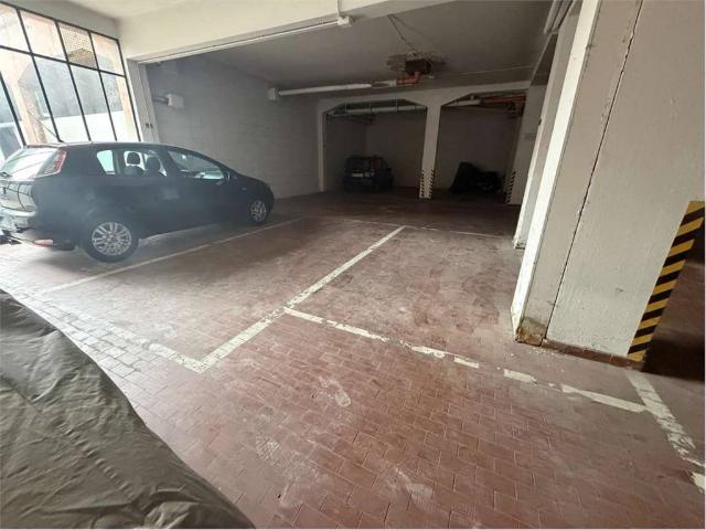 Box in vendita a Crocetta-San Lazzaro-Modena Est, Modena