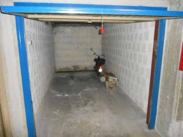 Box in vendita a Crocetta-San Lazzaro-Modena Est, Modena