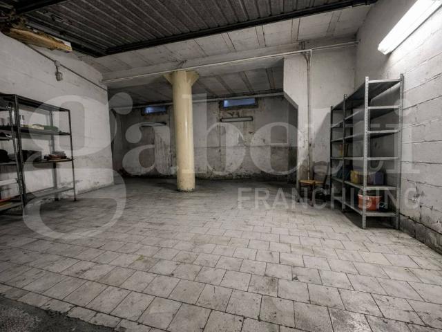 Box in vendita a San Faustino-Madonnina-Quattroville, Modena