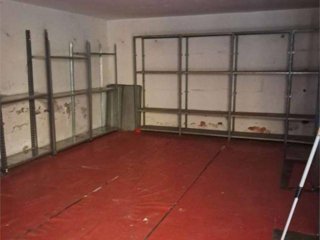 Box in vendita a Centro Storico, Modena