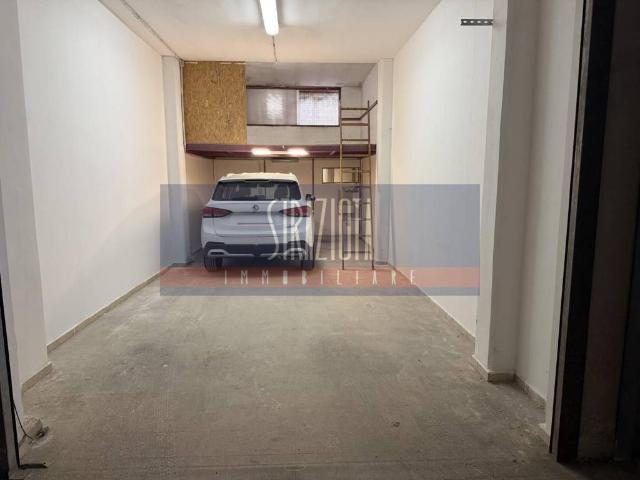 Box in vendita a Modugno, Bari