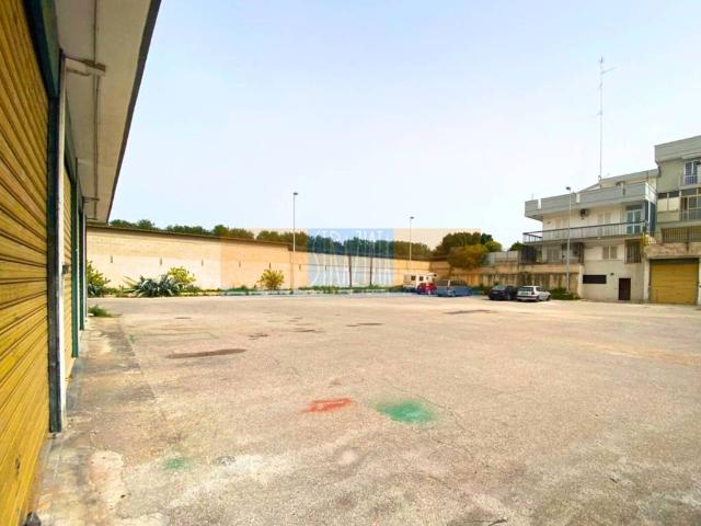 Box in vendita a Modugno, Bari