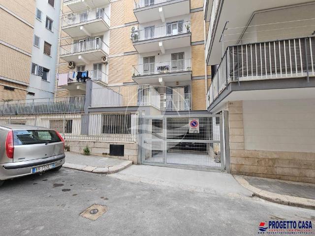 Box in vendita a Molfetta, Bari