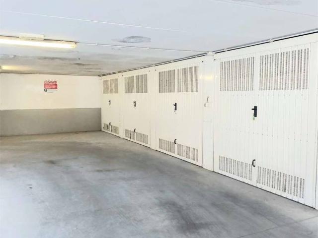 Box in vendita a Monfalcone, Gorizia / Gurize / Gorica