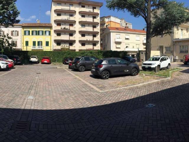 Box in vendita a Monfalcone, Friuli-Venezia Giulia