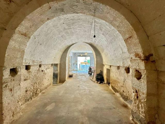 Box in vendita a Puglia, Bari