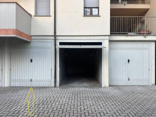 Box in vendita a Montechiarugolo, Reggio Emilia