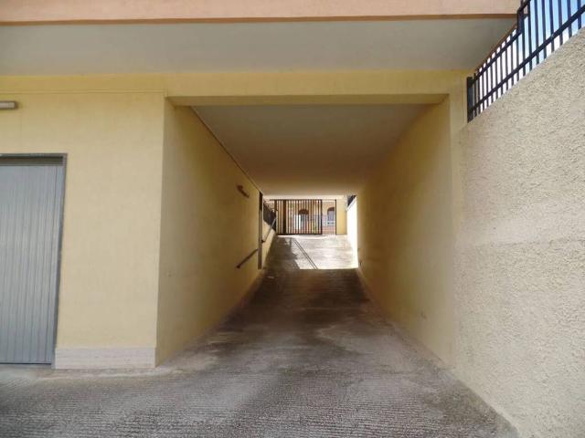 Box in vendita a San Giorgio Ionico, Taranto