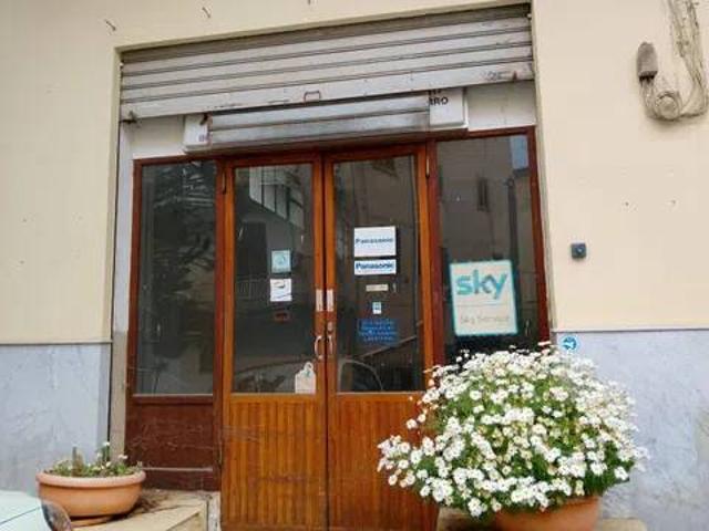 Box in vendita a Montelepre, Sicilia