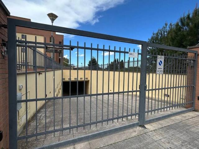 Box in vendita a Puglia, Lecce