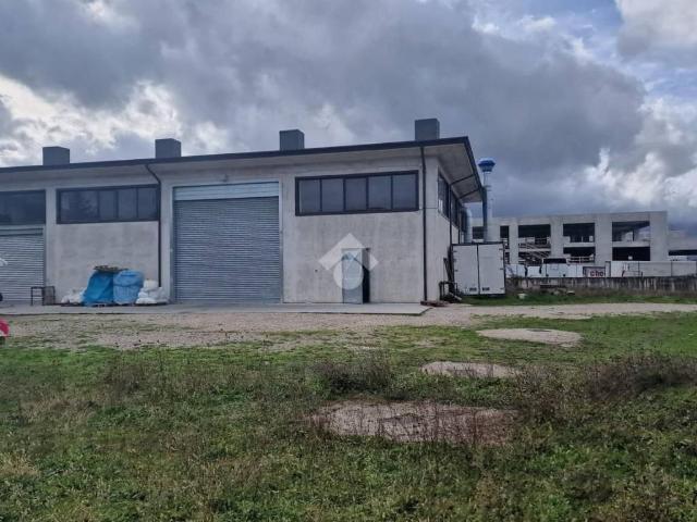 Box in vendita a Montesarchio, Campania