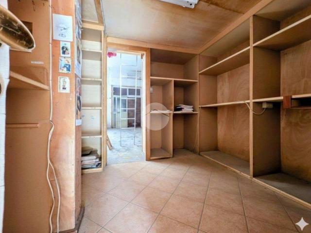 Box in vendita a Montesarchio, Campania
