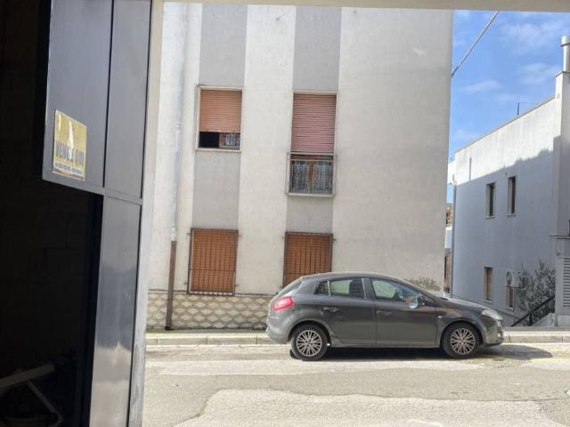 Box in vendita a Montescaglioso, Basilicata