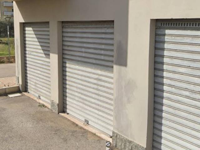Box in vendita a Montesilvano, Abruzzo