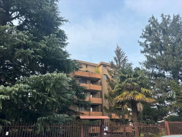 Box in vendita a Sant'Albino, Monza
