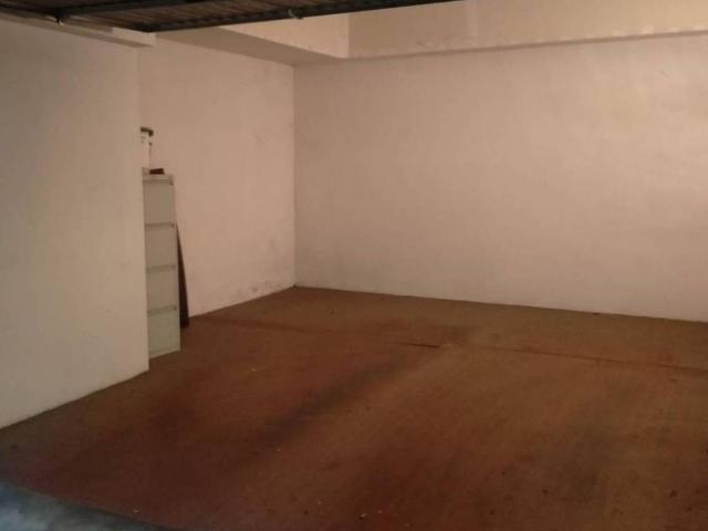 Box in vendita a Monza, Monza e della Brianza