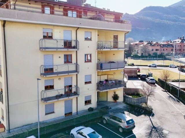 Box in vendita a Morbegno, Lombardia