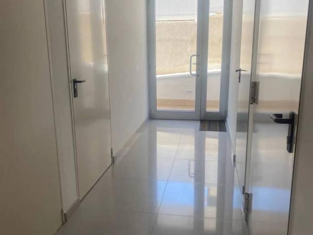 Box in vendita a Puglia, Taranto