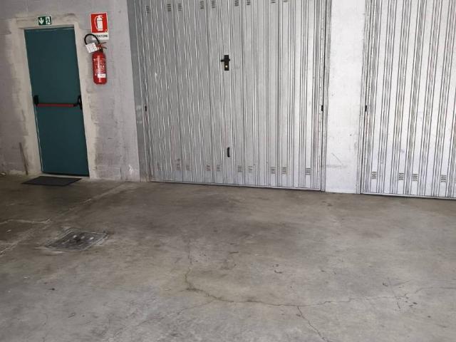 Box in vendita a San Martino, Mozzate