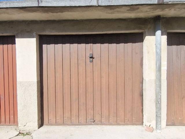 Box in vendita a Muggiò, Lombardia